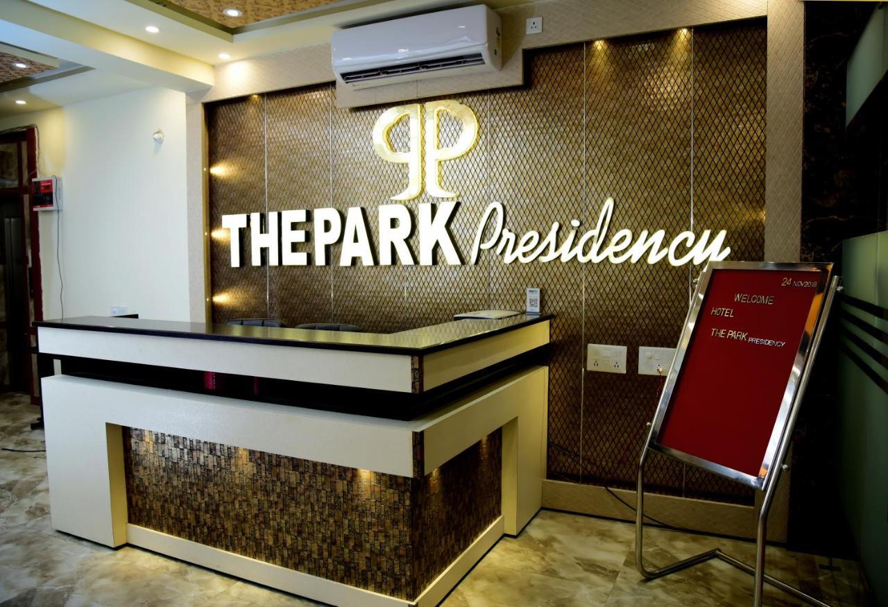 The Park Presidency Hotel Bareilly Eksteriør billede